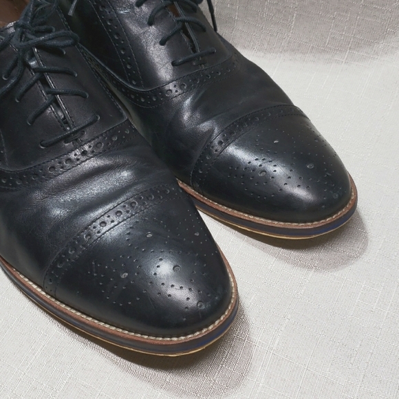 Johnston & Murphy Conard Cap Toe - Picture 8 of 13